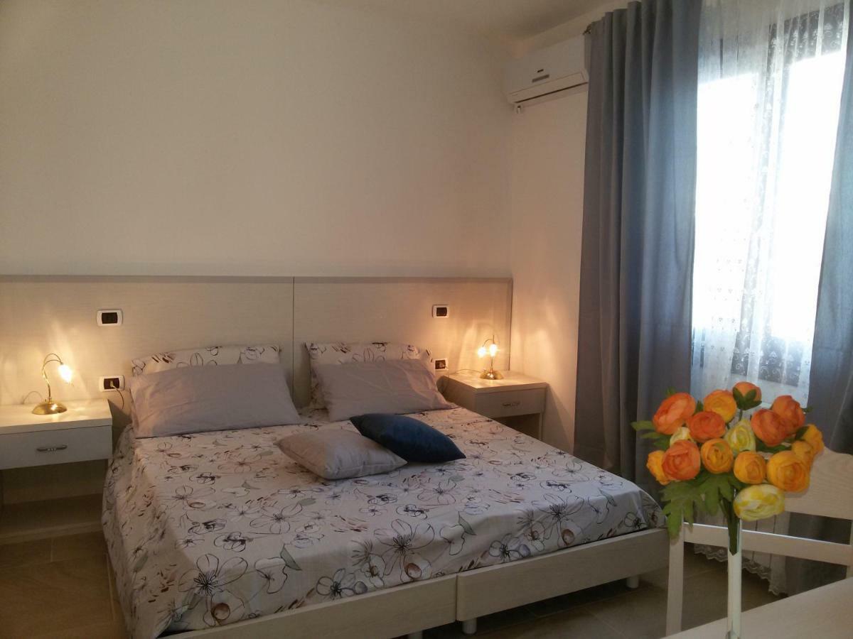 I Giganti Bed & Breakfast Riola Sardo Dış mekan fotoğraf